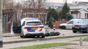 Achtervolging eindigt in zware aanrijding met politieauto in Arnhem