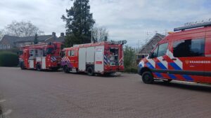 Grote oefening brandweer en duikteam bij Elden